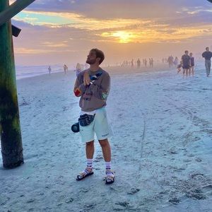 Meet your Posher, Connor